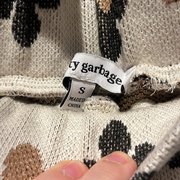 Floral Patterned Two-Piece Set - Picture 5 of 5